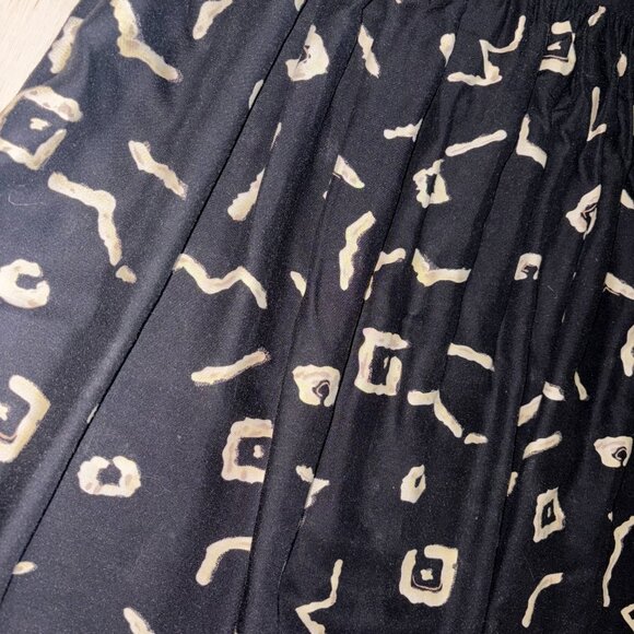 Vintage Black and Off White Abstract Drop Waist Skirt Sz 14 - Picture 6 of 6